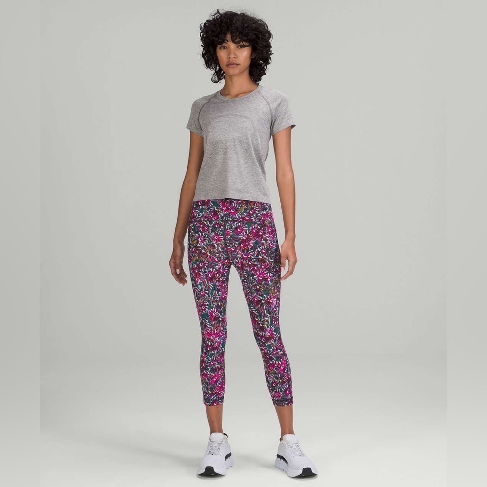 Lululemon Swift Speed High-Rise Crop 21" Floral Electric Multi Size 6